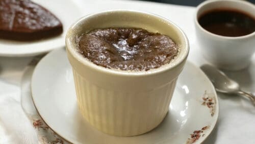 וולקנו: הר געש שוקולד נוזלי פרווה