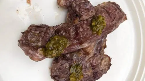 מינט סטייק עם צ'ימיצ'ורי